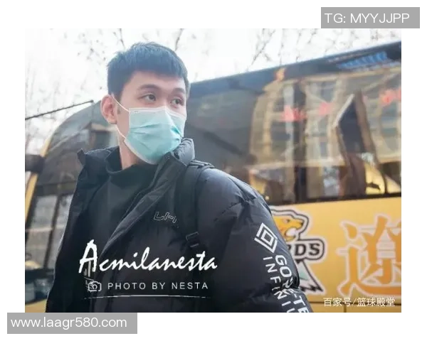 退役球员的转型之路：赛场之外的生活与追求新篇章